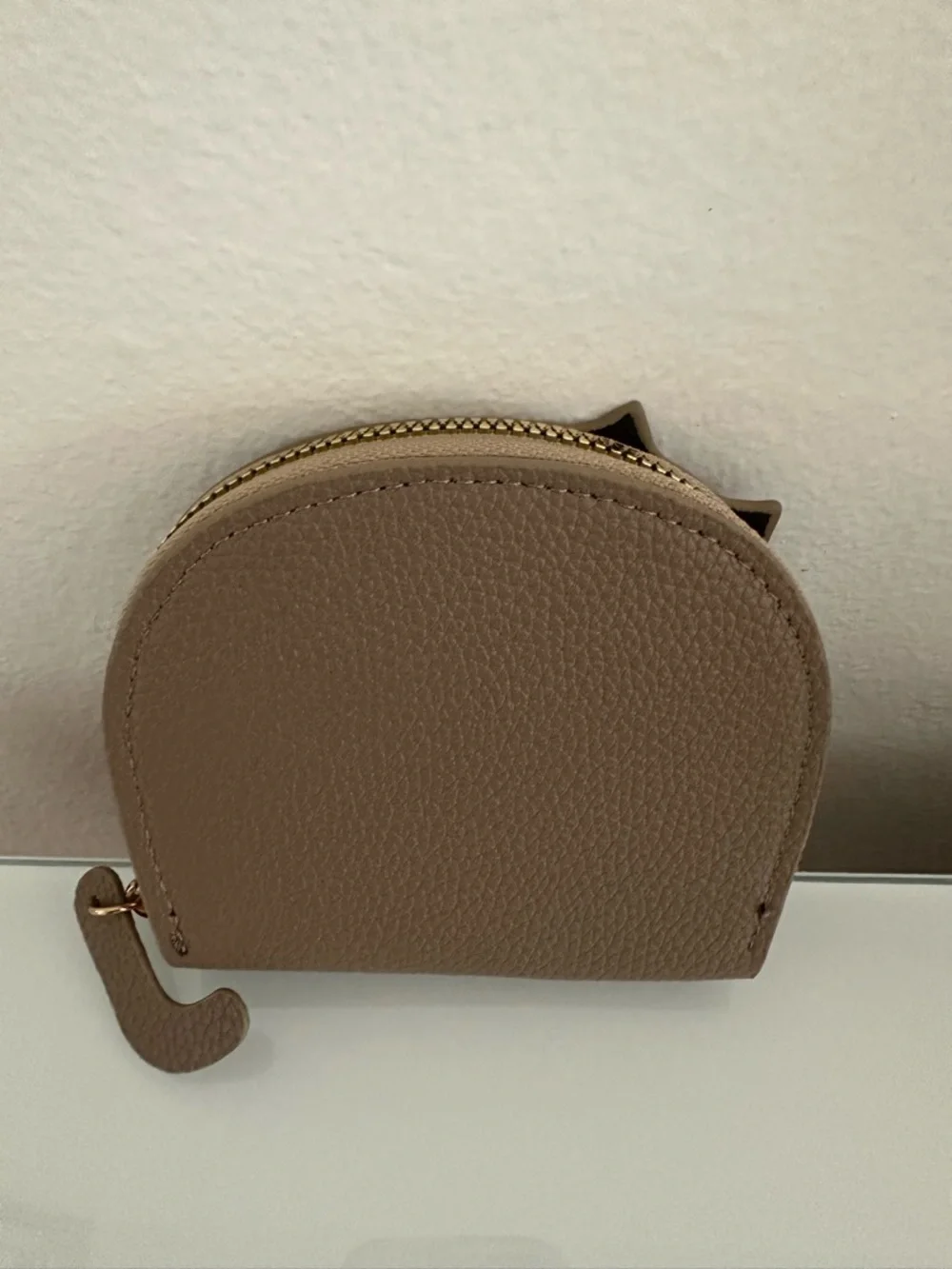 Brown Cat-Shaped Zip Pouch Wallet - Unbranded, coin purse cat.